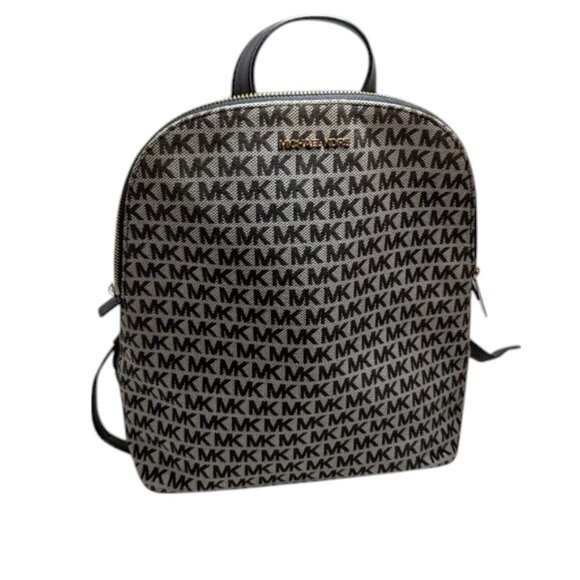 Michael Kors Cindy Logo Backpack NWOT - Picture 1 of 9